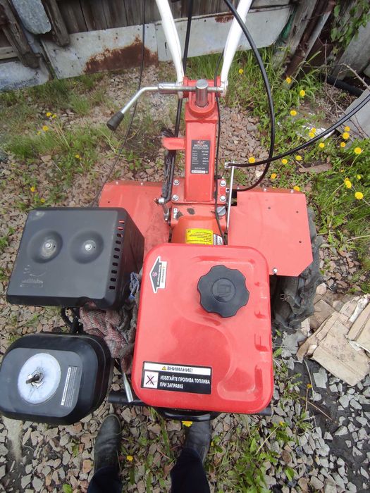 Продам мощный культиватор (мотоблок)