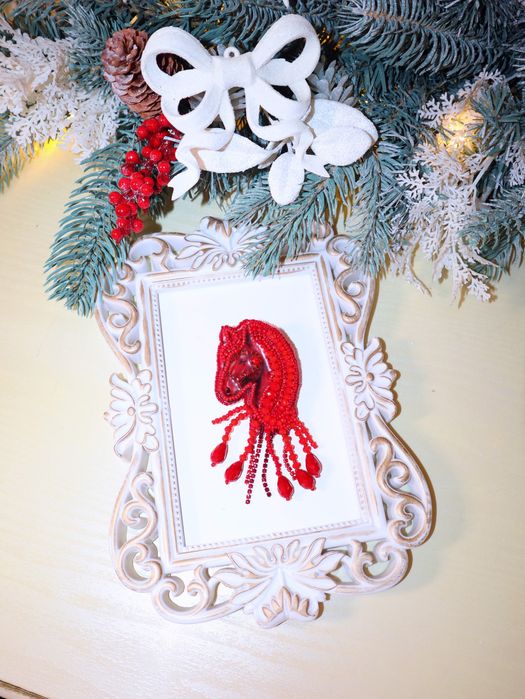 Украшения с лошадкой