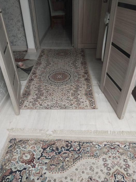 2 кілем, 1 перде сатылады