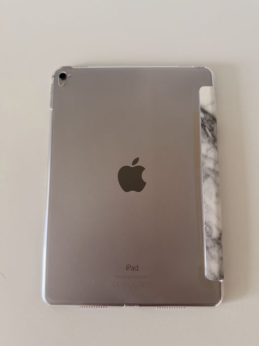 IPad Pro 9,7 inch 128 GB таблет перфектен