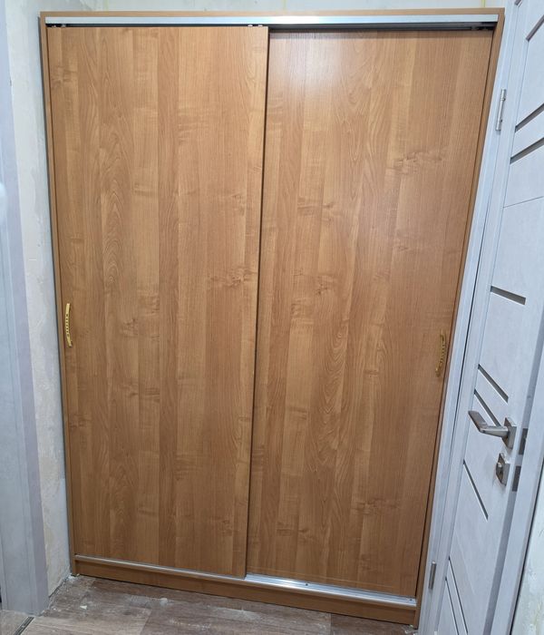 Продам шкаф-купе