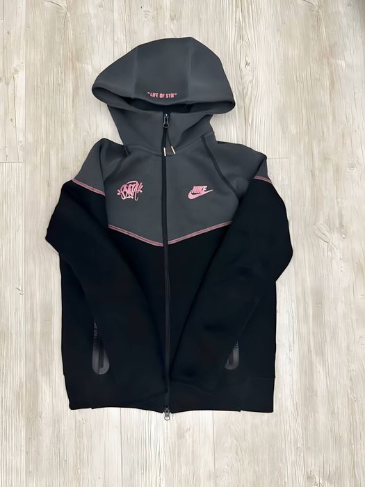 nike tech fleece