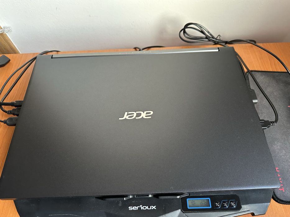 Laptop Acer Aspire 7 Gaming + mouse special Logitech Pro Superlight
