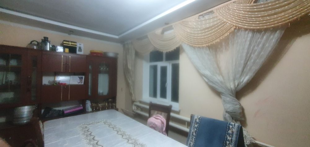 Кибрай тумани Джамбул махаласида 8 сотих уй сотилади