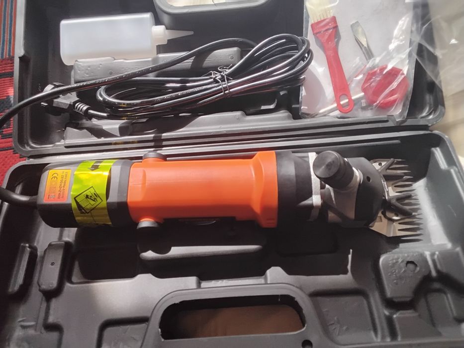 Masina electrica profesionala de tuns oi,capre,câini,2800RPM,850W,nouă