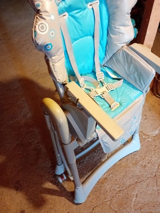 Scaun de masă copii