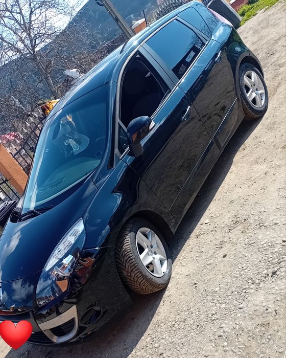 Vand renault scenic urgent