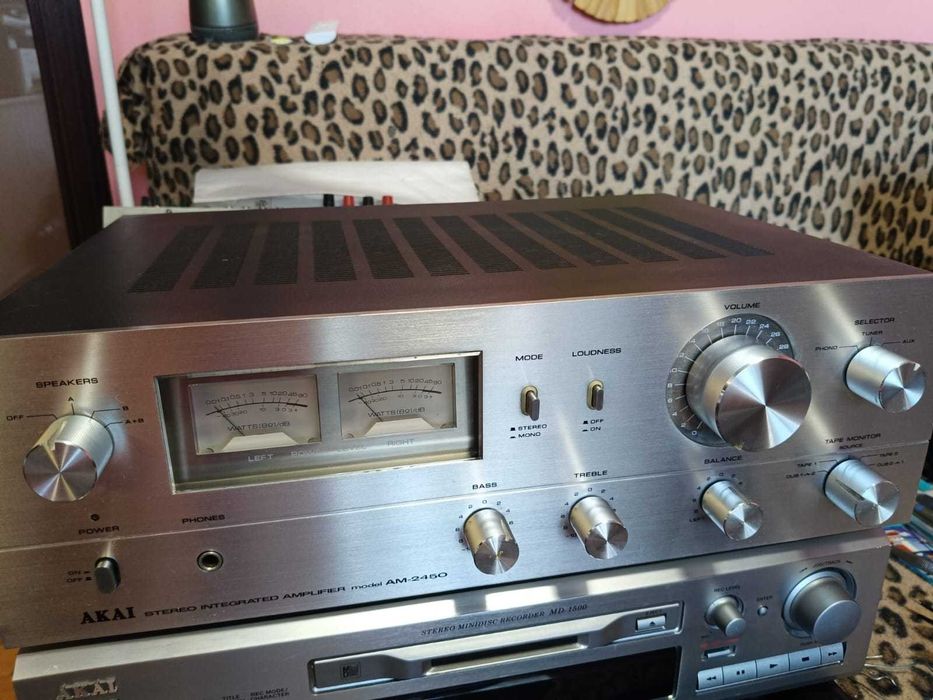 Akai AM-2450 amplificator stereo