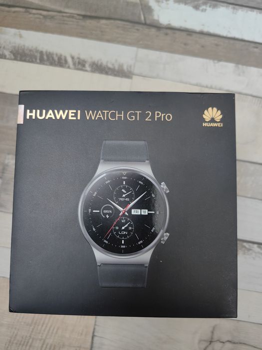 Смарт часовник Huawei GT 2 pro + подаръци