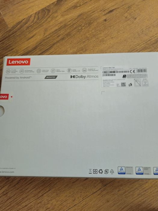 Продавам  чисто нов таблет Lenovo Tab M11