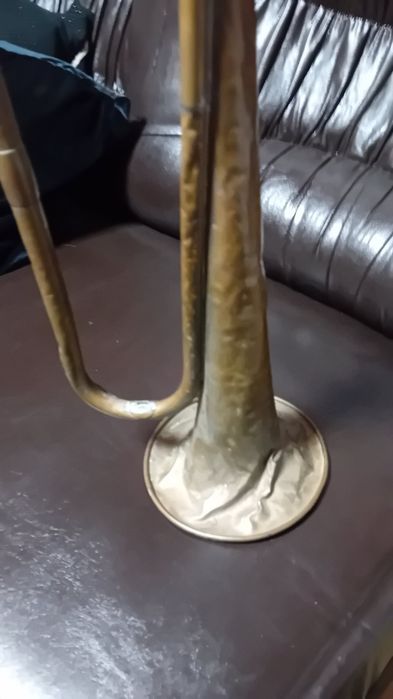 Старинни  музикални  инструменти Кора,Чунари и военна тръба