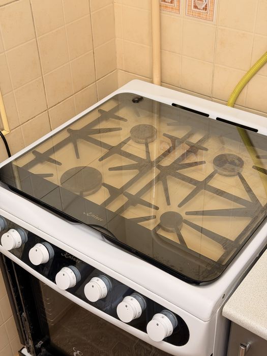 продается газовая печь