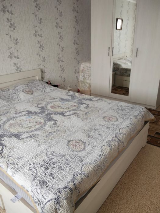 Продам спальный гарнитур