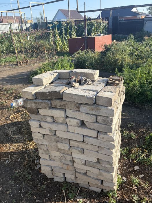 Продам кирпич силикатный серый бу