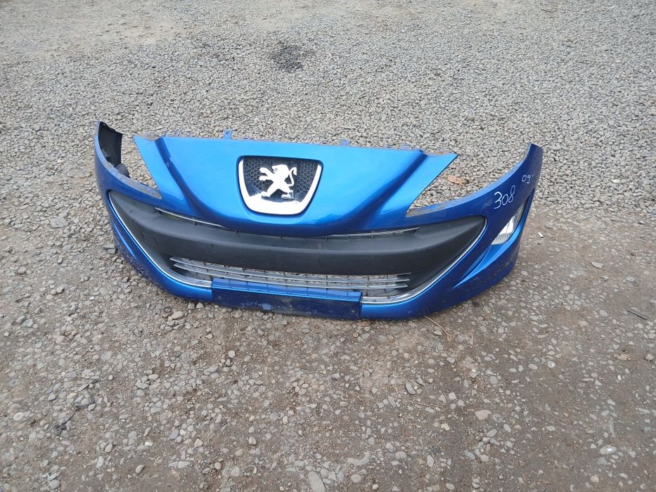Bara Spoiler Fata Capota Aripi Peugeot 308 din 2009