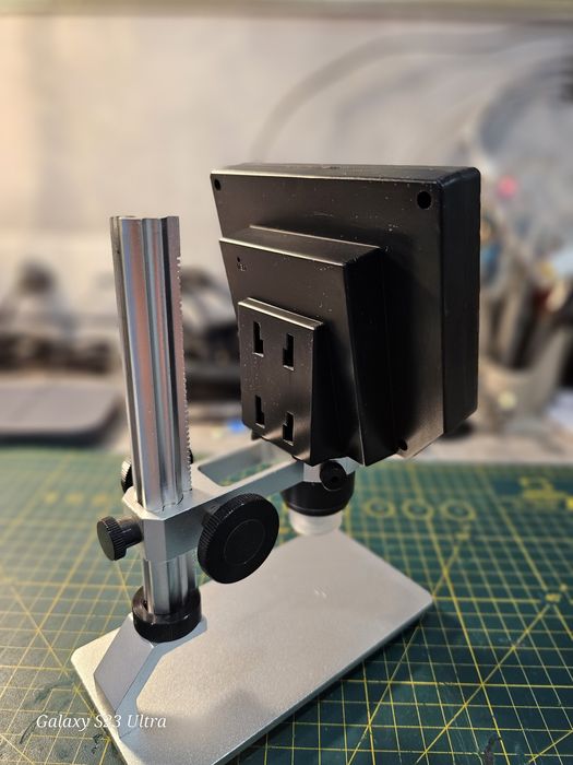 Микроскоп продам