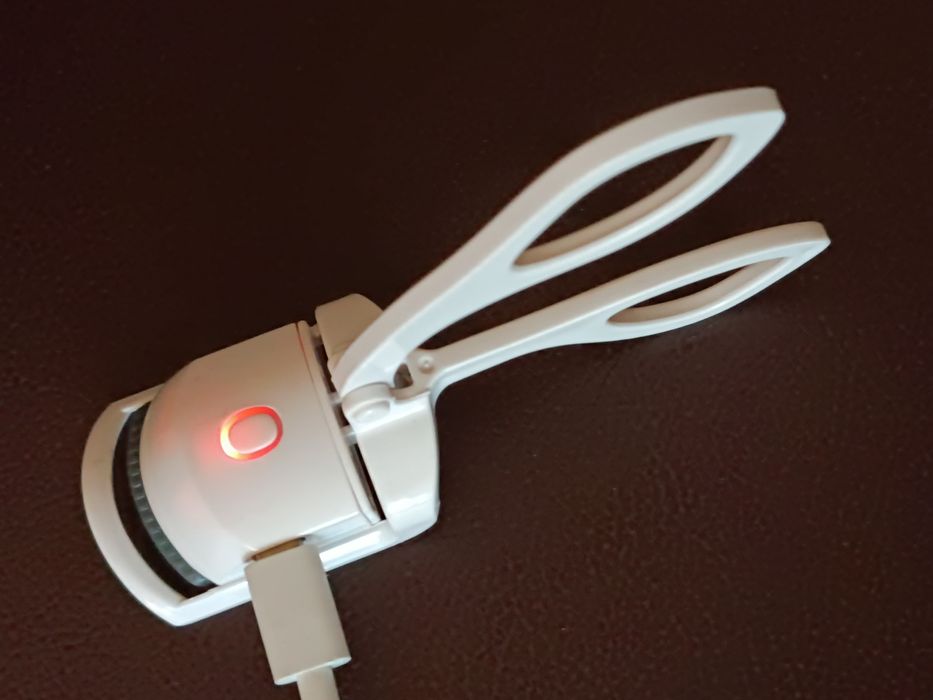 Извивачка за мигли