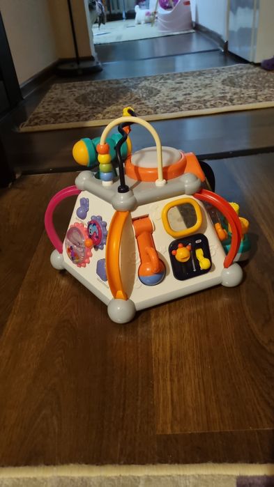 Бизиборд интерактивный