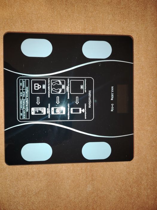 Интелигентен кантар за баня с приложение за телефон