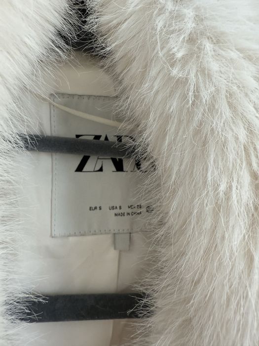 Палто на ZARA с бял косъм