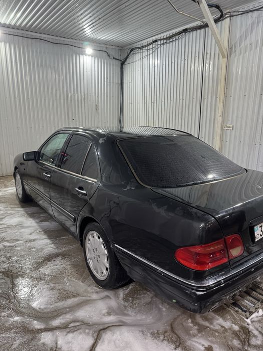 Продам Benz w210