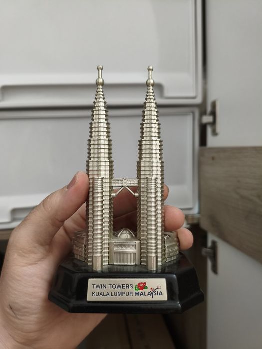 Статуэтка с Малайзии