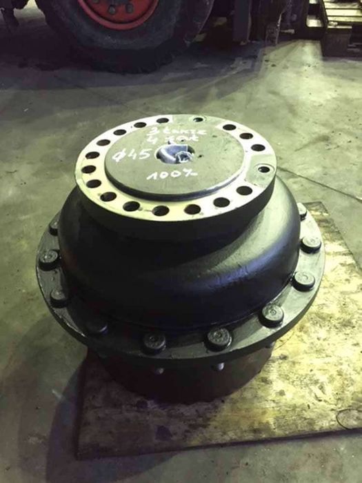 butuc roata incarcator frontal hanomag 44c