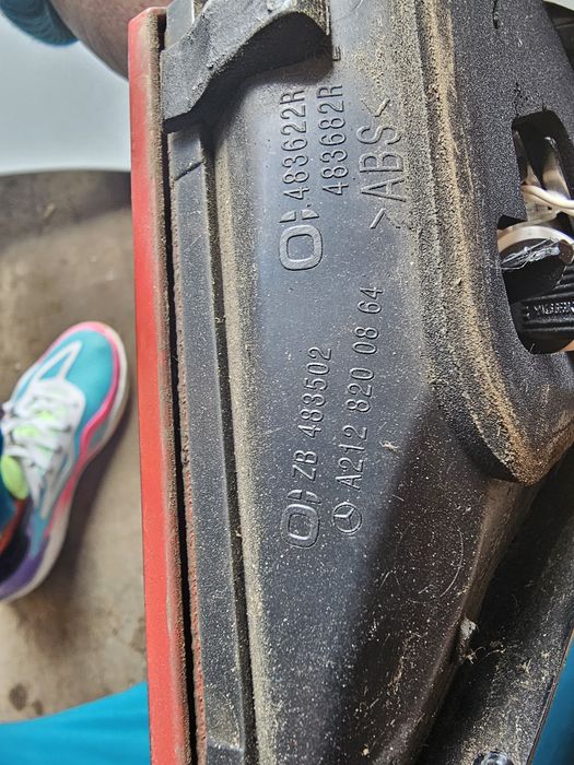 Stop haion dreapta spate Mercedes w212 fabricație 2009 2013