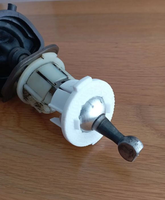 Bucșă schimbător reductor Mitsubishi L200