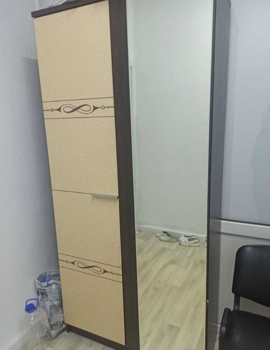 Продам шкаф недорого
