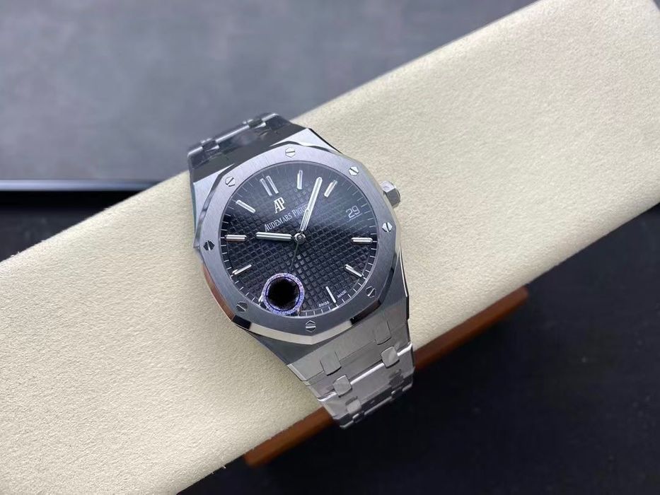 Часы AP Royal Oak 15500