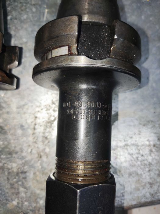 Държачи BT40 за ER цанги