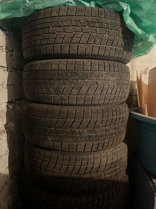 Шины Yokohama 215/55 R17