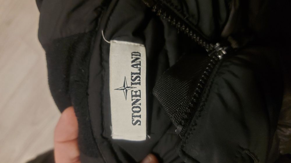 Stone island яке  L размер
