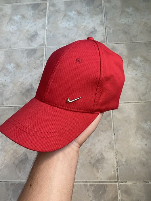 Șapcă Nike Roșie