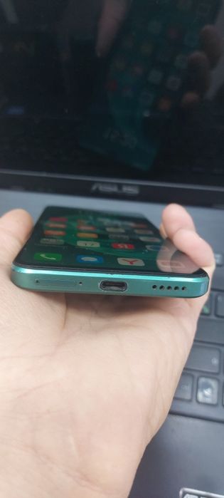 Huawei nova 12i 128гб.