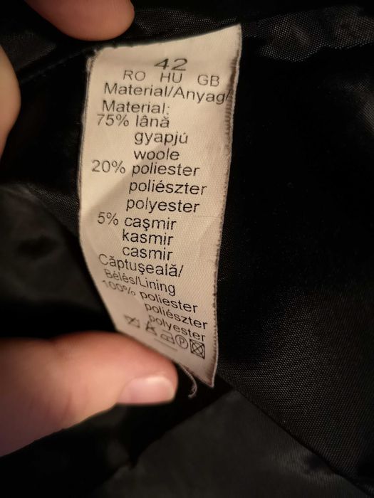 Palton mărimea 42 sentierri