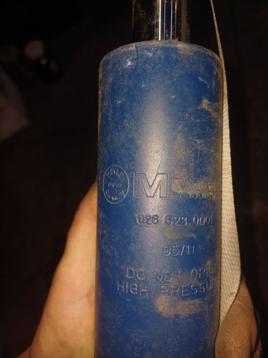 Передние амортизаторы мерседес спринтер