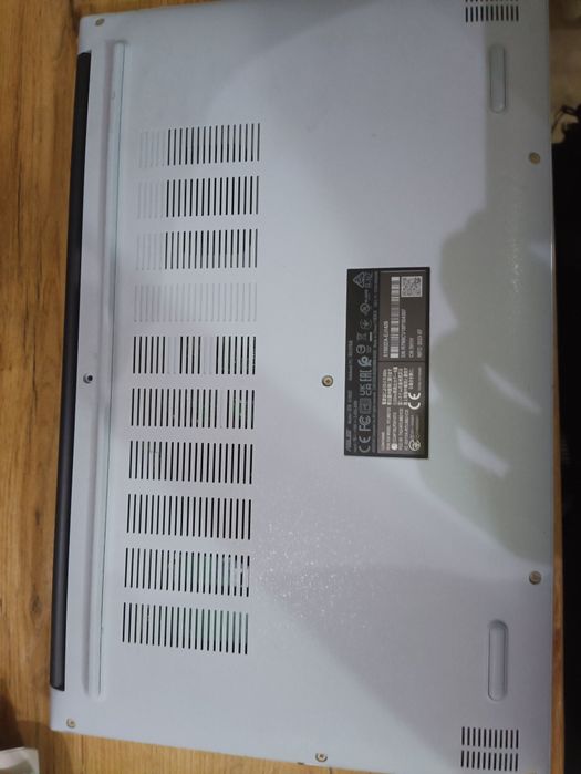 ASUS Vivobook i7 (12-avlod)