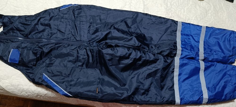 Мъжки и дамски ски гащеризони