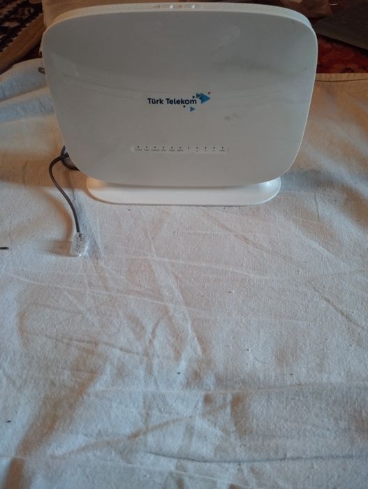 Сотилади вайфай роутер