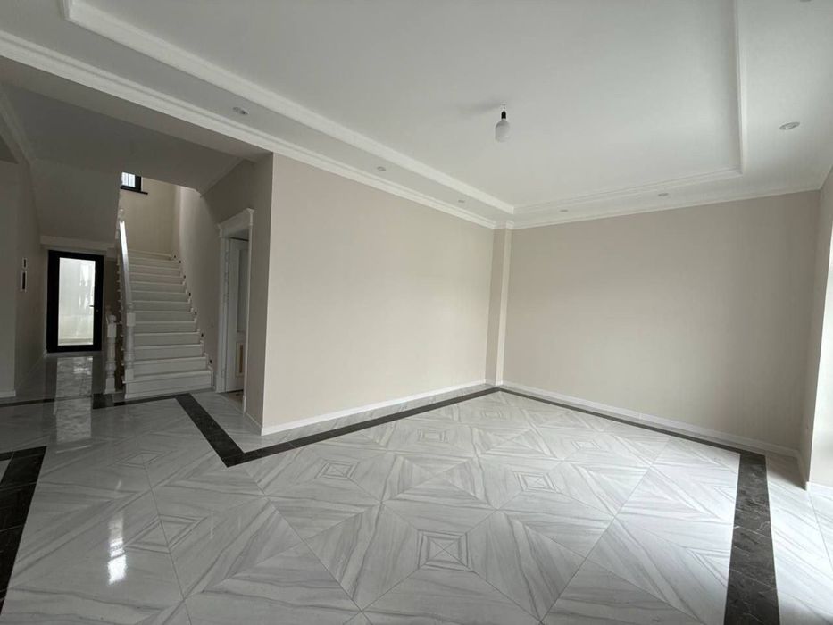 Дом евродом участок Зенит Исломобод Юнусабад