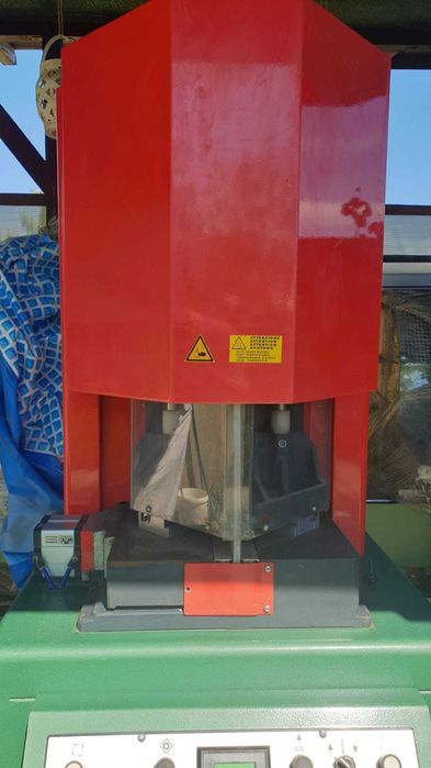 Masina sudat PVC la doua capete URBAN  + WEGOMA la un cap