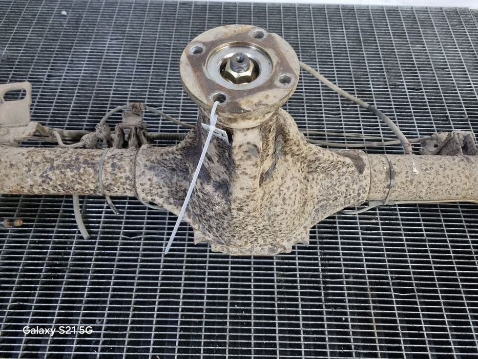 Punte spate Nissan Navara D22 2.5 Diesel 1998 - 2004 SUV 4 Usi (1423) 4x4