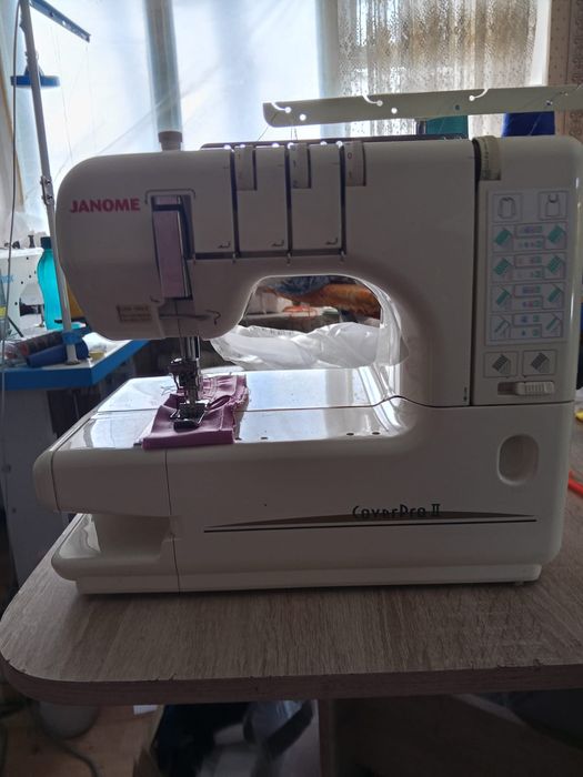 Швейная машинка  продается