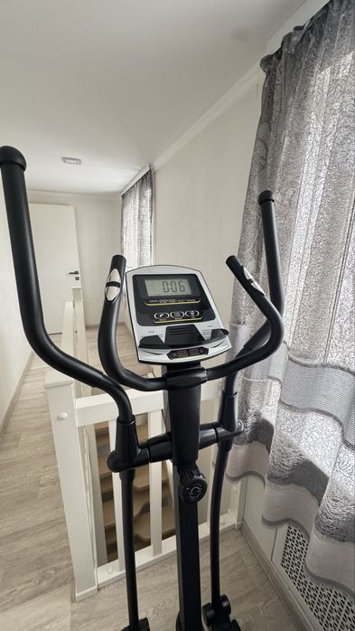 Продам эллипс - тренажер для дома