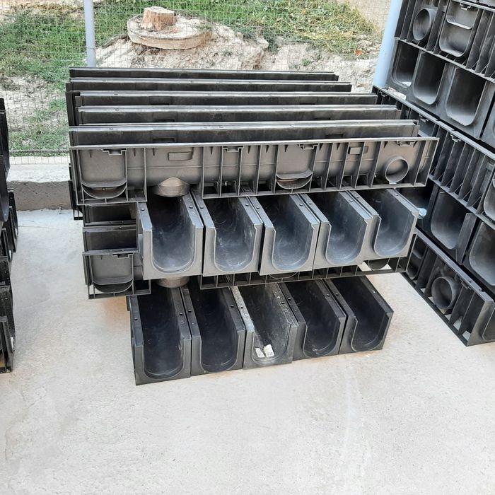 Лотки пластиковые