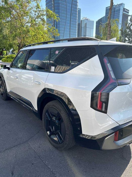 KIA EV9 GT-Line, 2024 года, официальная фулл версия