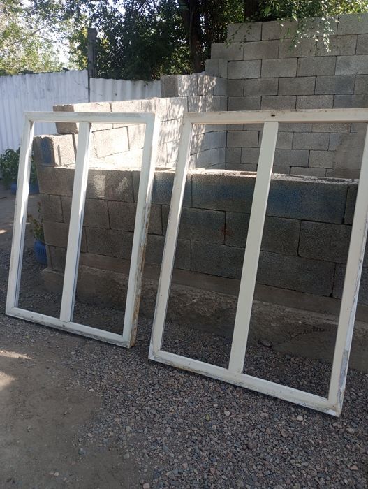 Продам б/у окна 2 штуки, глухие цена по 6 тысяч: Размер 133/97 пластик