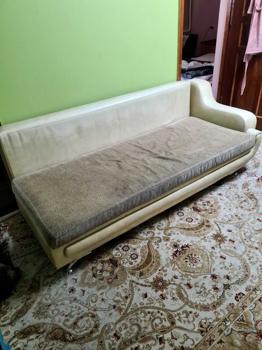 Продам диван б/у